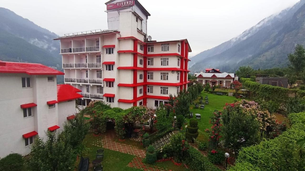 De Vivendi With 35000 Sqft Open Lawn With Bbq Resort 4*