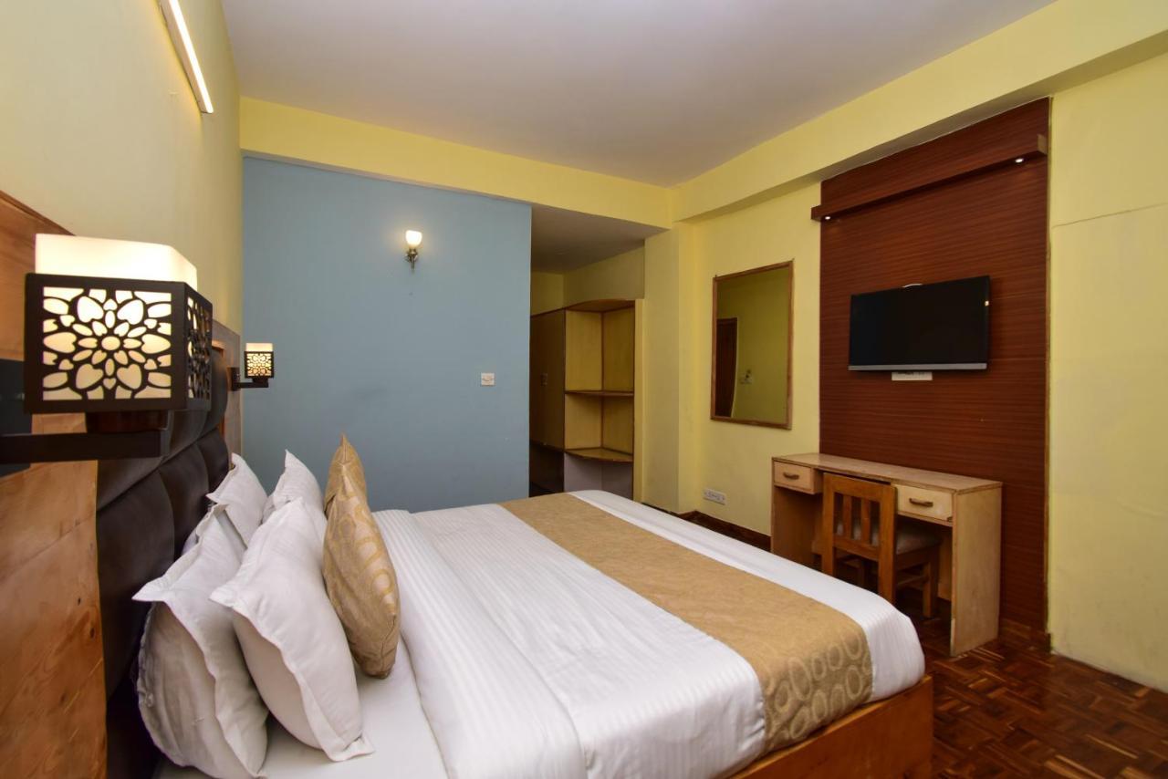 Kalinga Grand 3*
