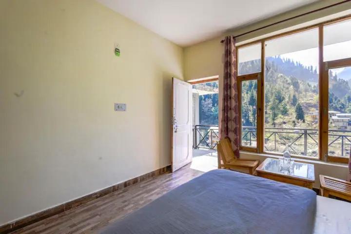 Guest house The Deephill Vivid Manali (Himachal Pradesh)