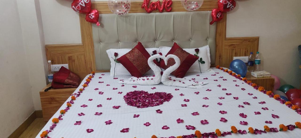 New Ambika International Mall Road Inn Manali (Himachal Pradesh)