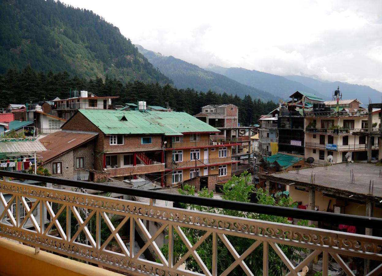 New Ambika International Mall Road Inn Manali (Himachal Pradesh)
