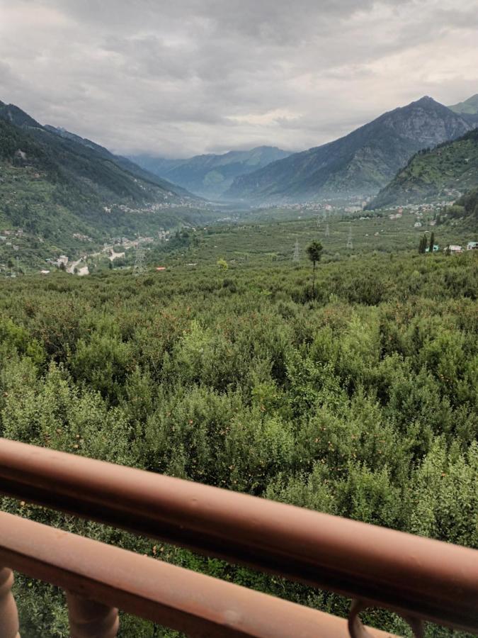 Sarthak Resorts-reside In Nature With View, 9 Kms From Mall Road 3*