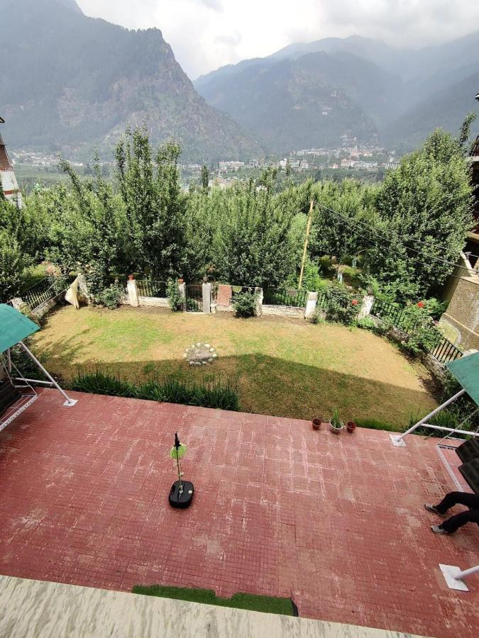 Aroma Taru / ,manali *