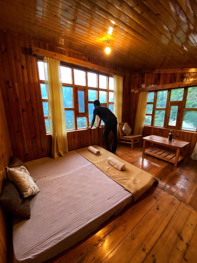 Pine Tower Bed & Breakfast Manali (Himachal Pradesh)
