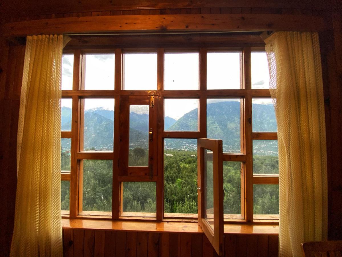 Pine Tower Manali (Himachal Pradesh)