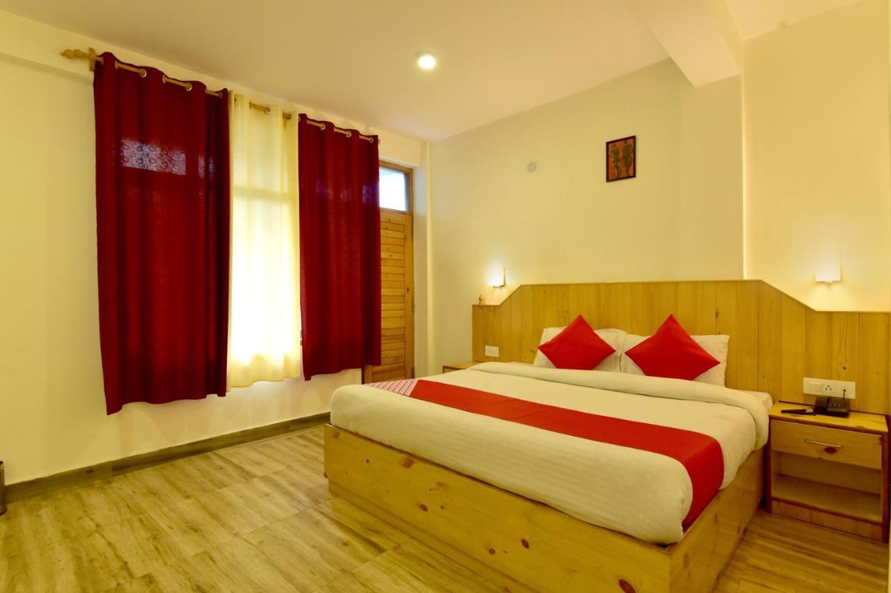 Hotel Oyo 14393 Akash Hills