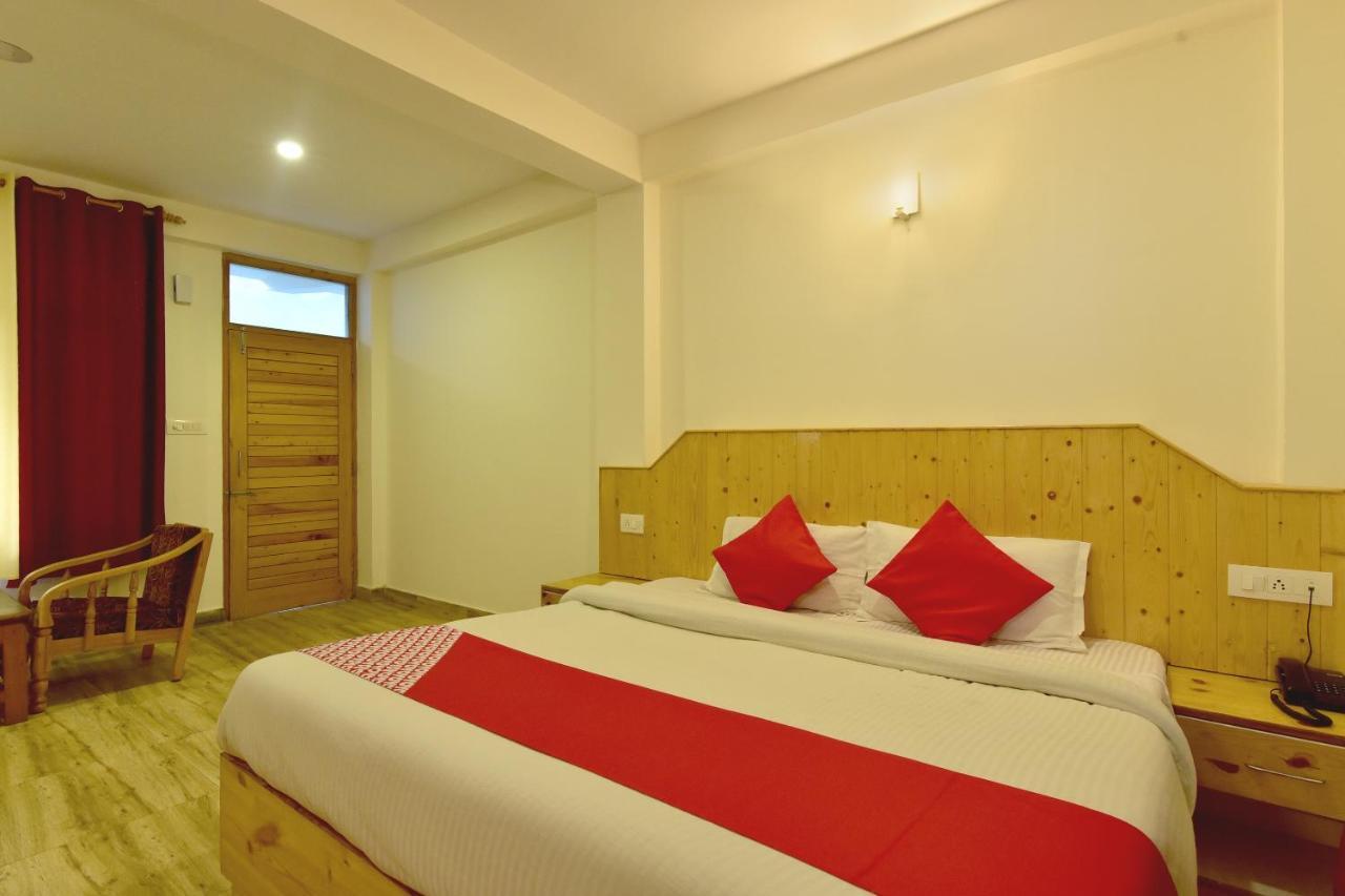 Hotel Oyo 14393 Akash Hills