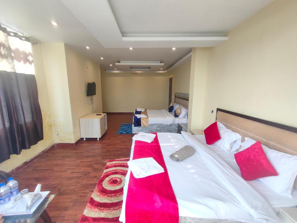 Hotel The Royal 3*