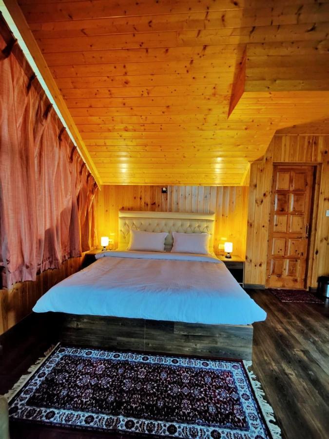 Palzey - A Boutique * Manali (Himachal Pradesh)