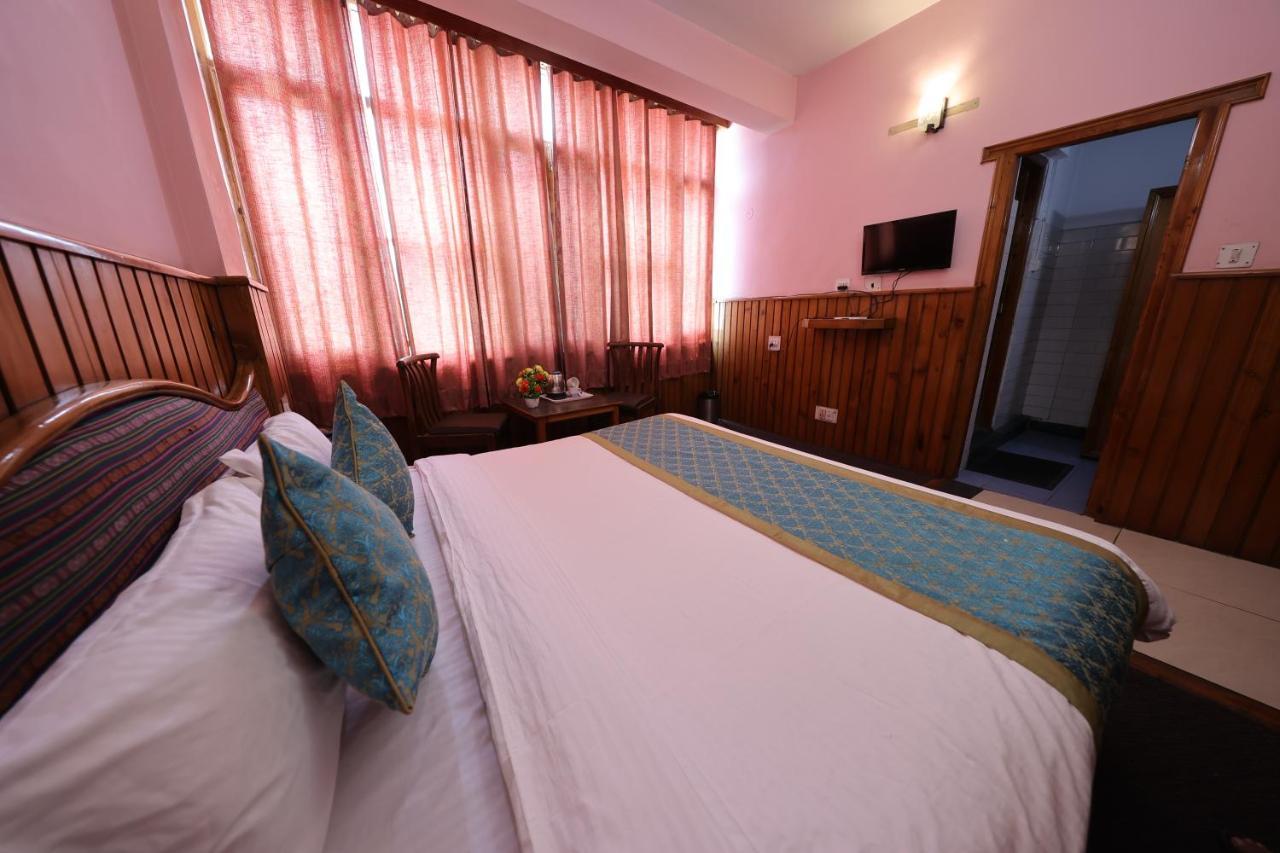 Yak Hotel Manali (Himachal Pradesh)