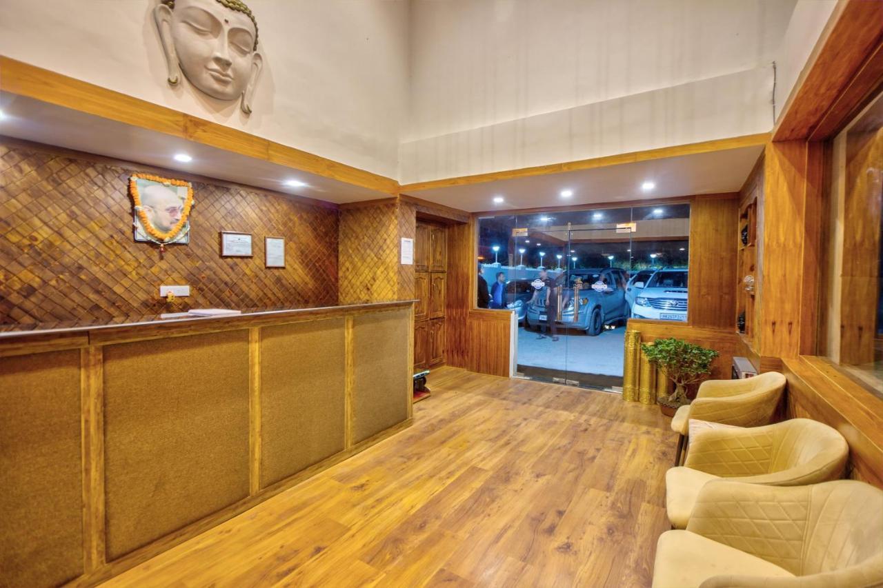 Paradise-the Whitehouse Cafe Manali (Himachal Pradesh)