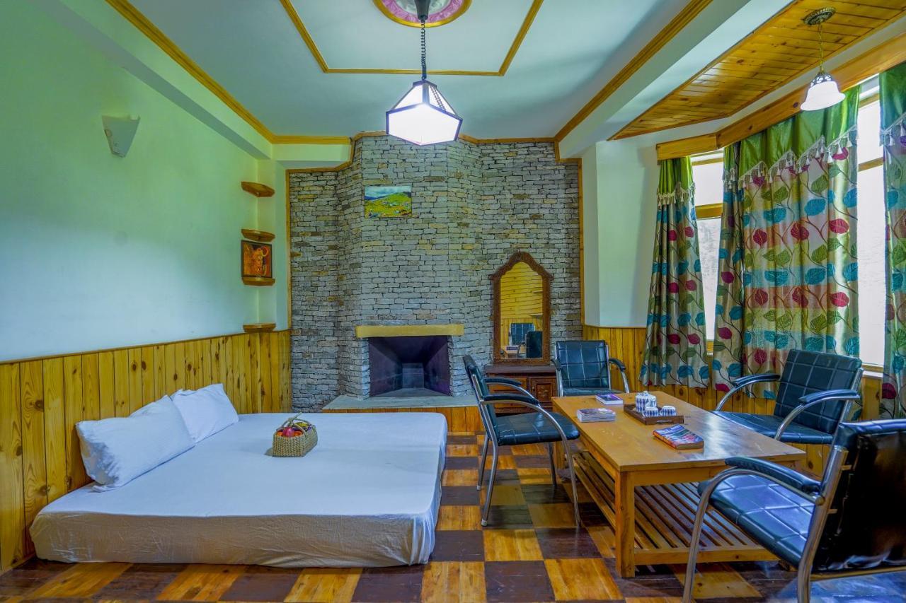 Woods Villa-a Unit Of Ram * Manali (Himachal Pradesh)