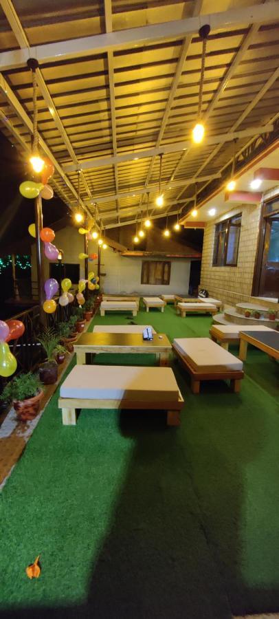 Karmic Stays & Cafe