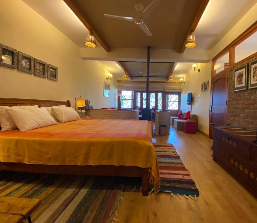 Lodge Autumnred Manali (Himachal Pradesh)