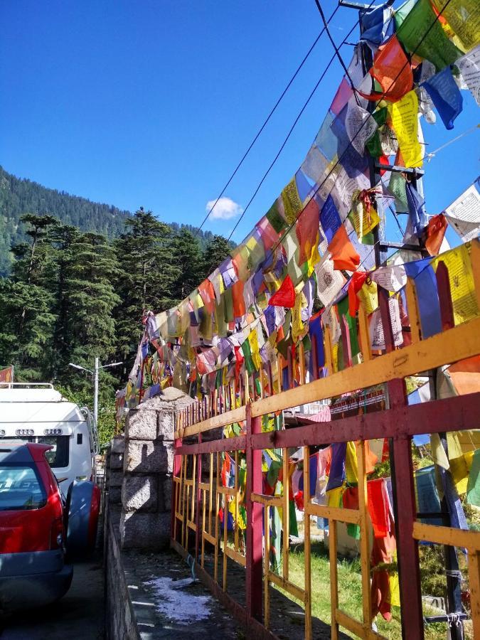 Snow Mountain Mall Road