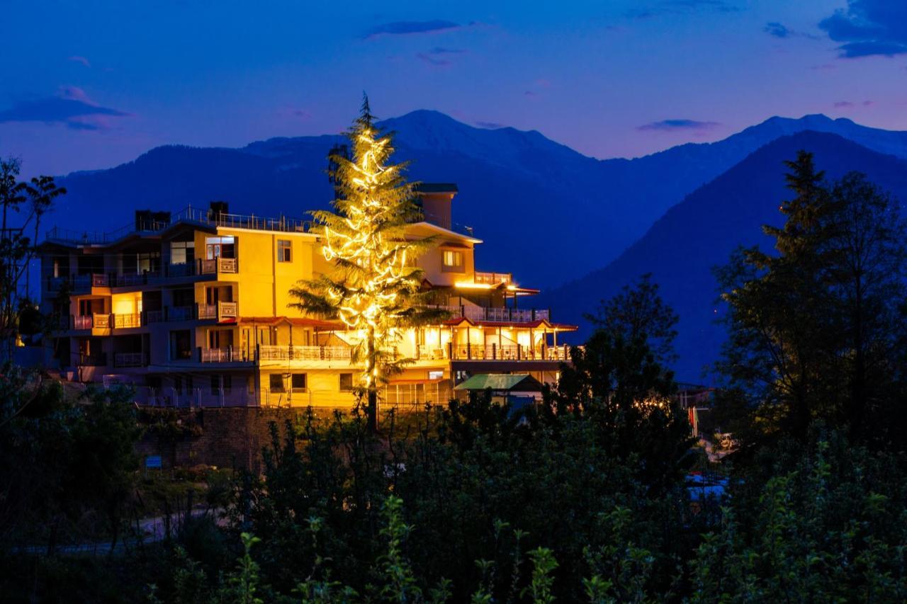 Anand Vardhan Hotel Manali (Himachal Pradesh)