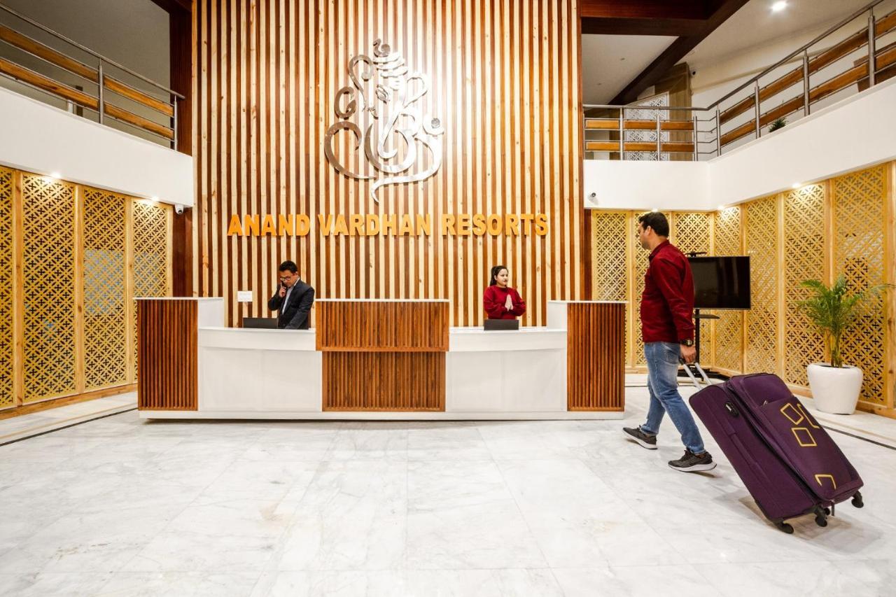 Hotel Anand Vardhan 4*