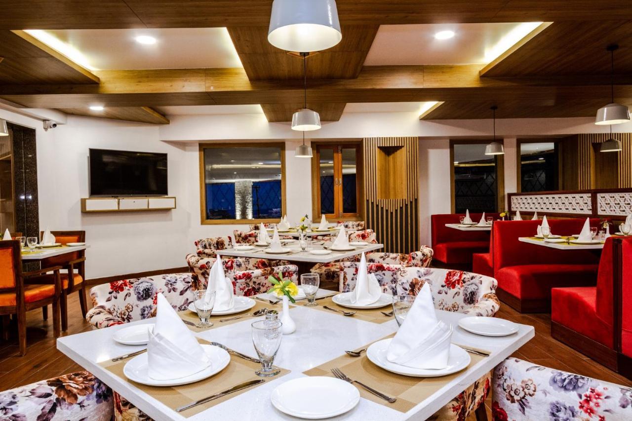 Hotel Anand Vardhan