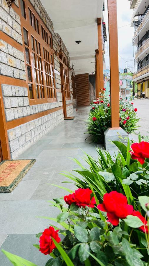Sita Classic, Comfortable Family In Manali (Himachal Pradesh)