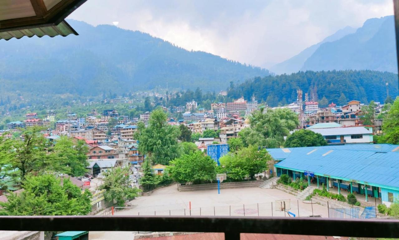Hotel Grass Land Manali (Himachal Pradesh)