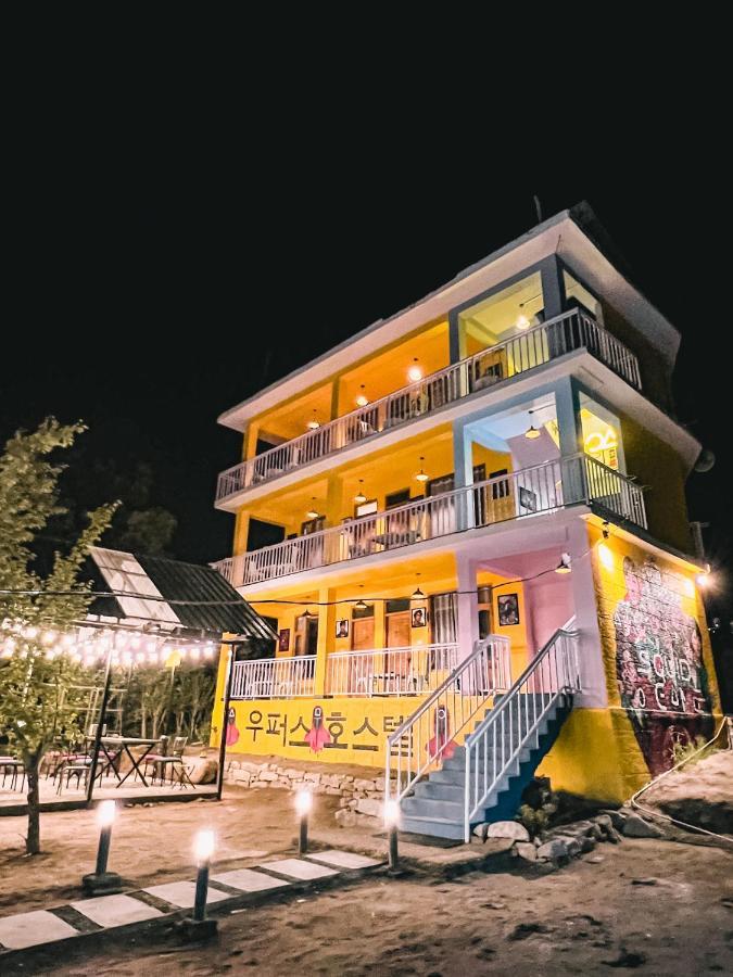 Whoopers Hotel Manali (Himachal Pradesh)