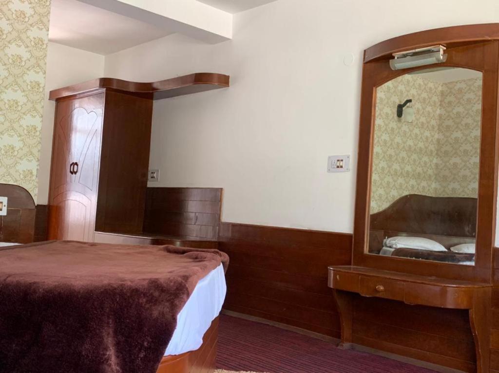 Hotel Vella Mrina Group Of 4*