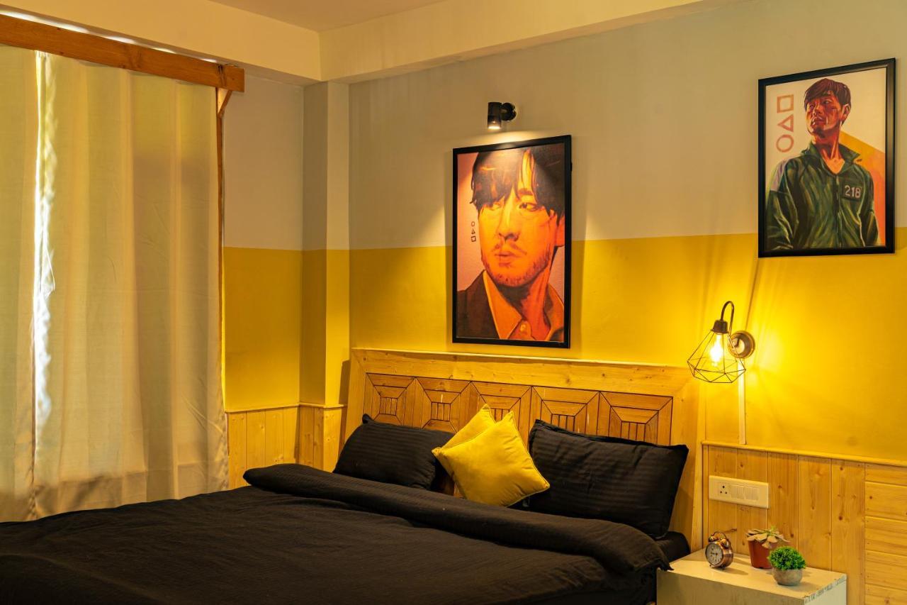 Whoopers Hotel Manali (Himachal Pradesh)