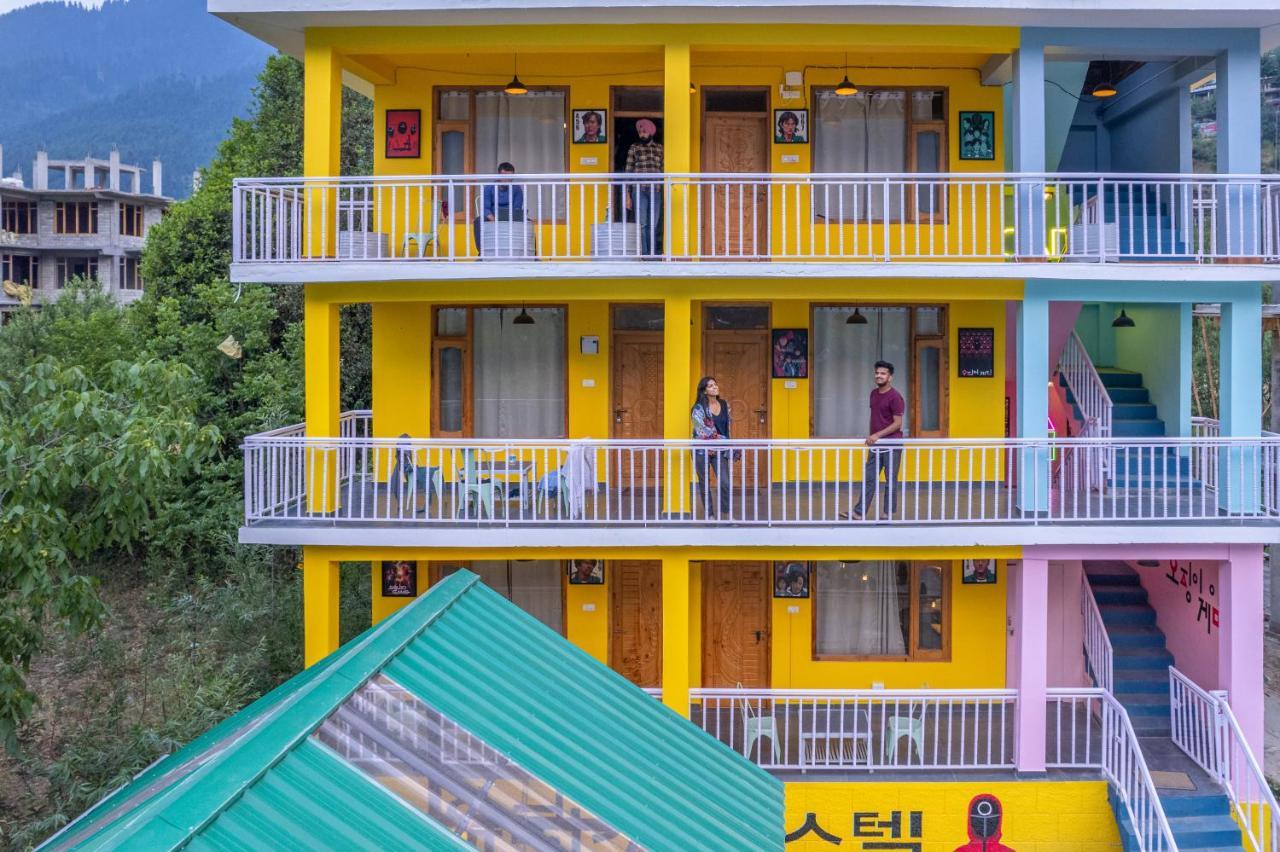 Hotel Whoopers Manali (Himachal Pradesh)