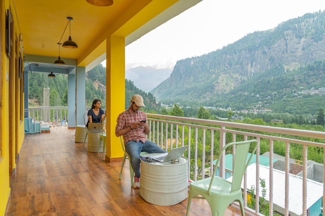Whoopers Hotel Manali (Himachal Pradesh)