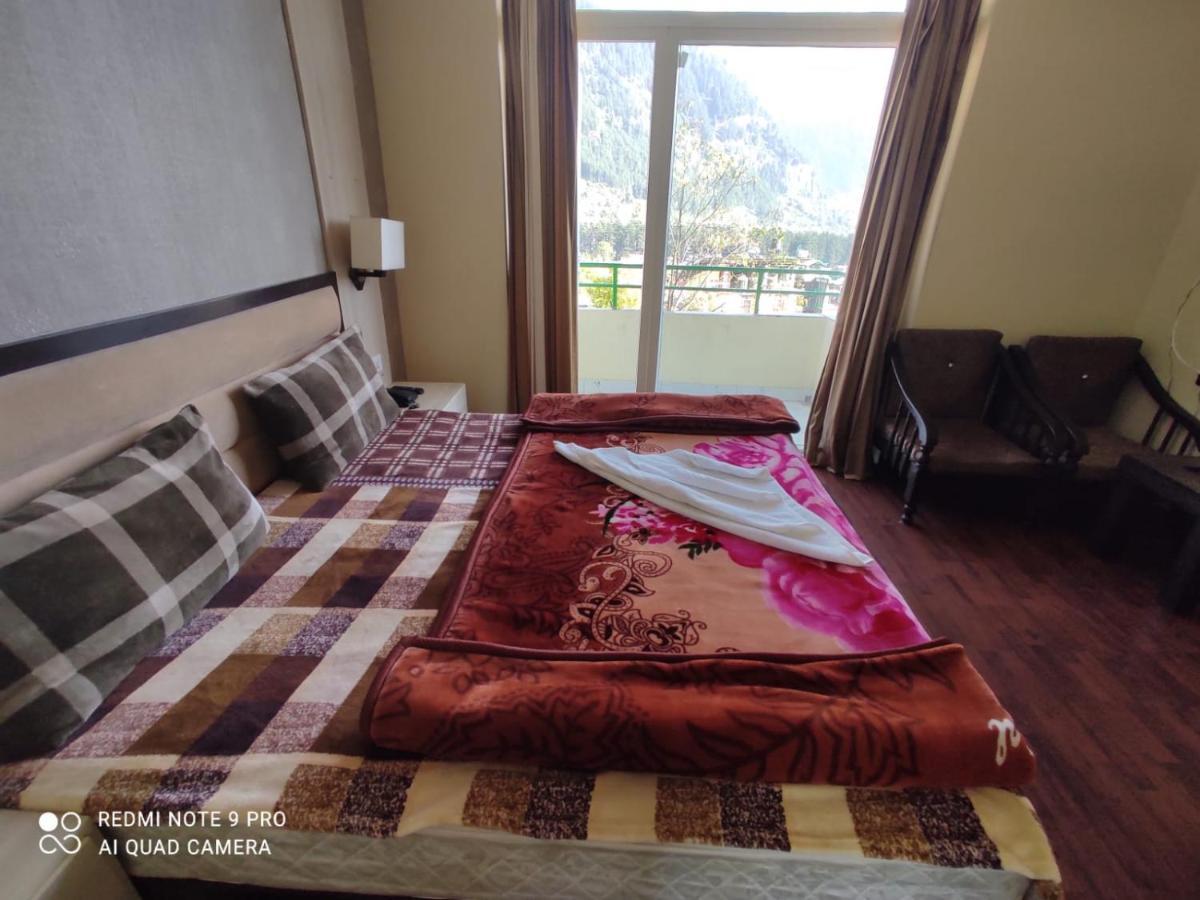 Hotel Royal - In Center Manali (Himachal Pradesh)