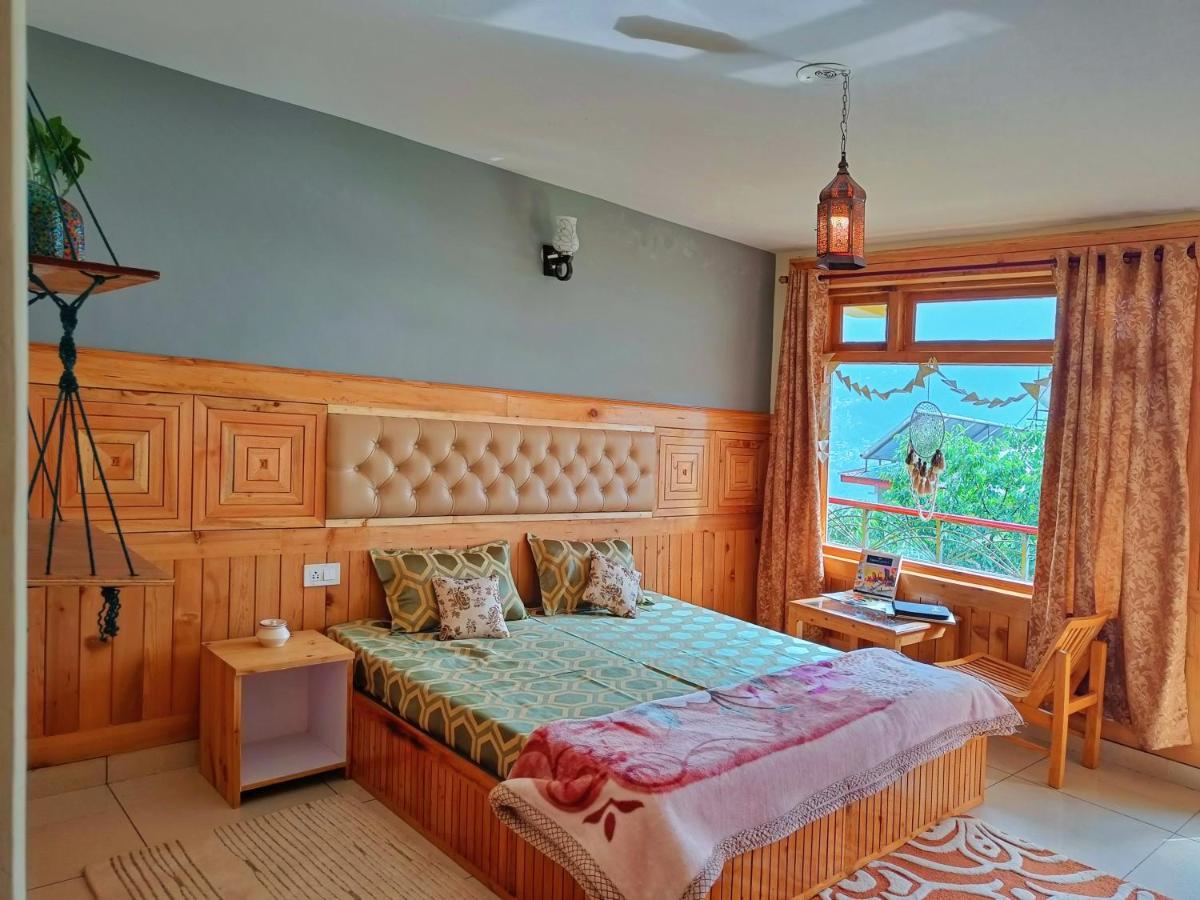 The Homstel Hostel