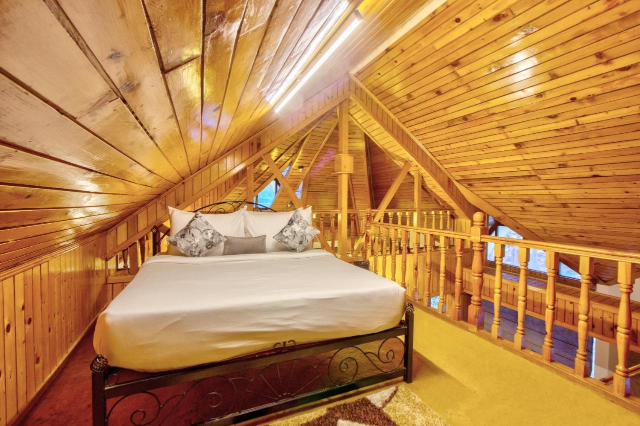 Hotel Paradise-the Whitehouse Cafe 4*