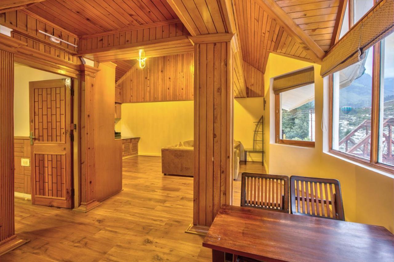 Paradise-the Whitehouse Cafe Manali (Himachal Pradesh)