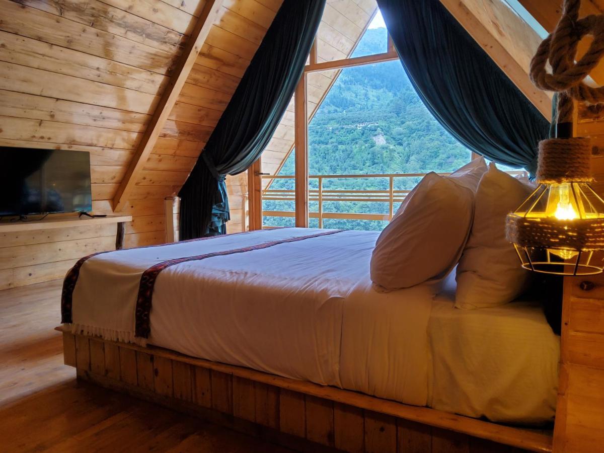 Shirar And Hotel 3*