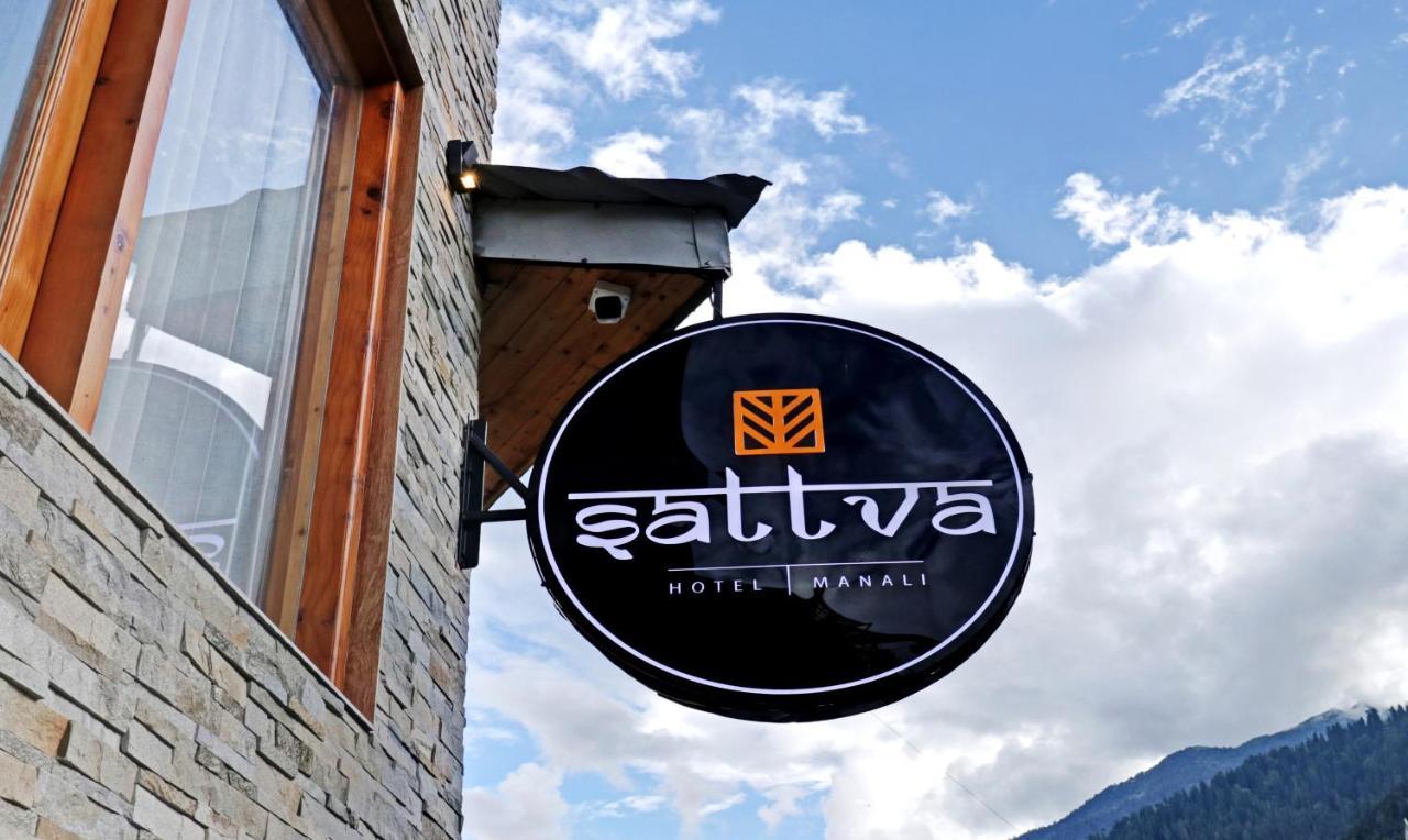Hotel Treebo Premium Sattva With Mountain View 4*