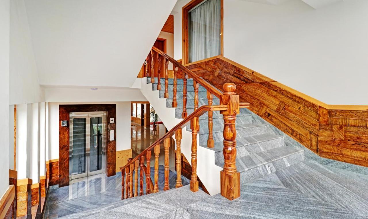Hotel Treebo Premium Sattva With Mountain View 4*