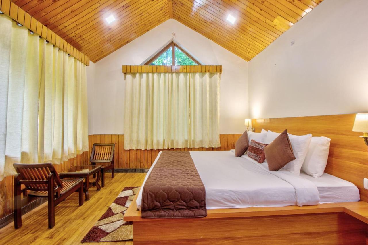 Paradise-the Whitehouse Cafe Hotel Manali (Himachal Pradesh)
