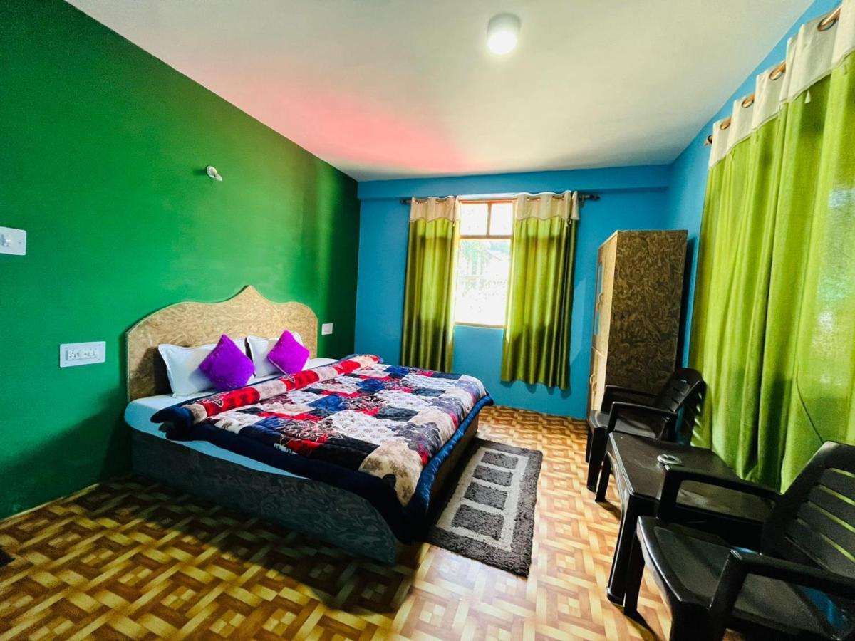 Non Stop Cafe & Guest house