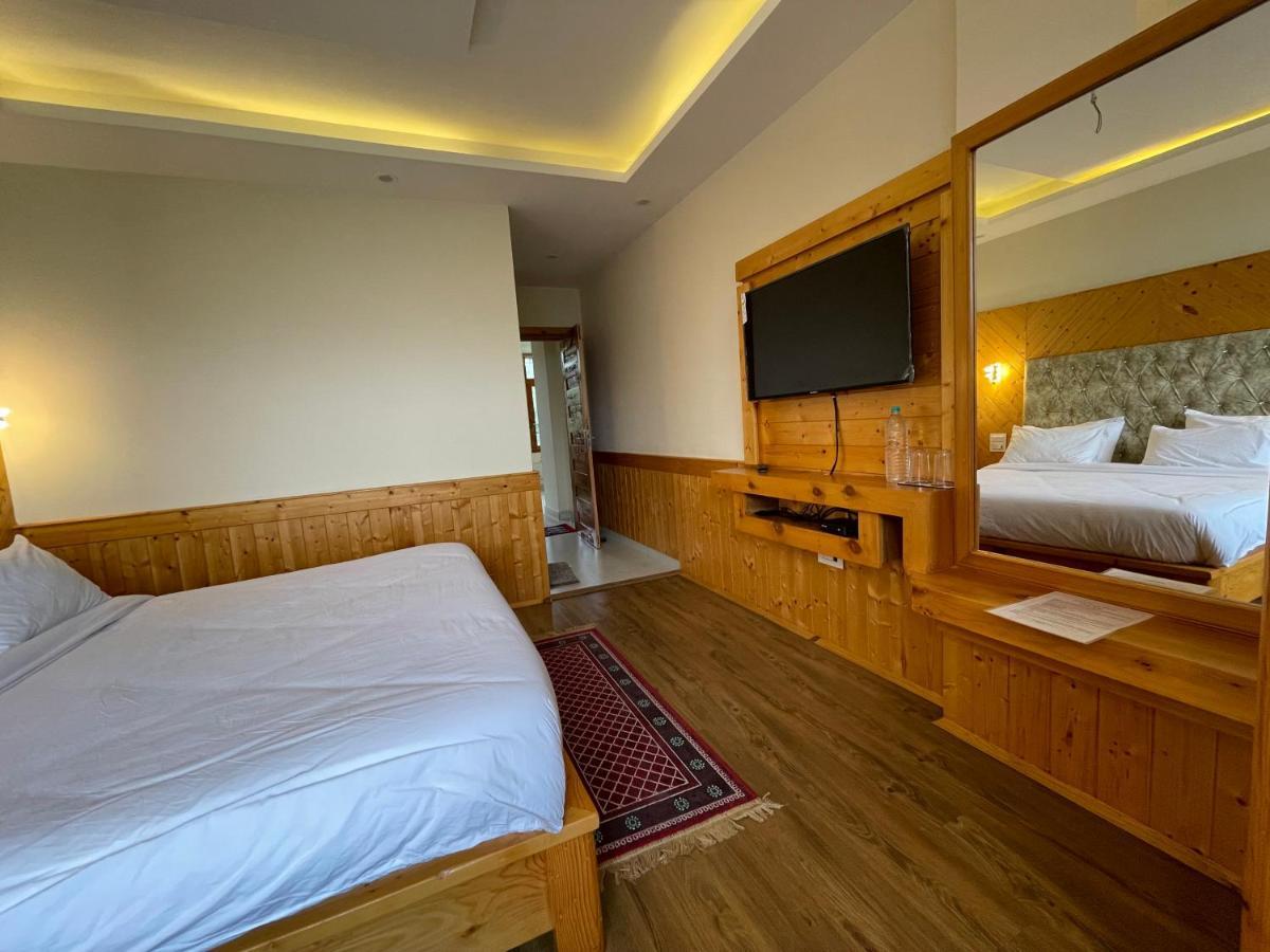 Monkwood House 4*
