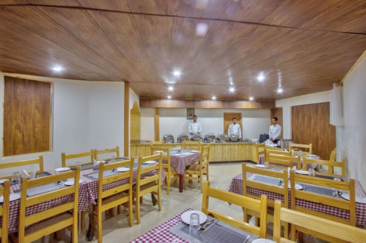 White Mountain Hotel Manali (Himachal Pradesh)