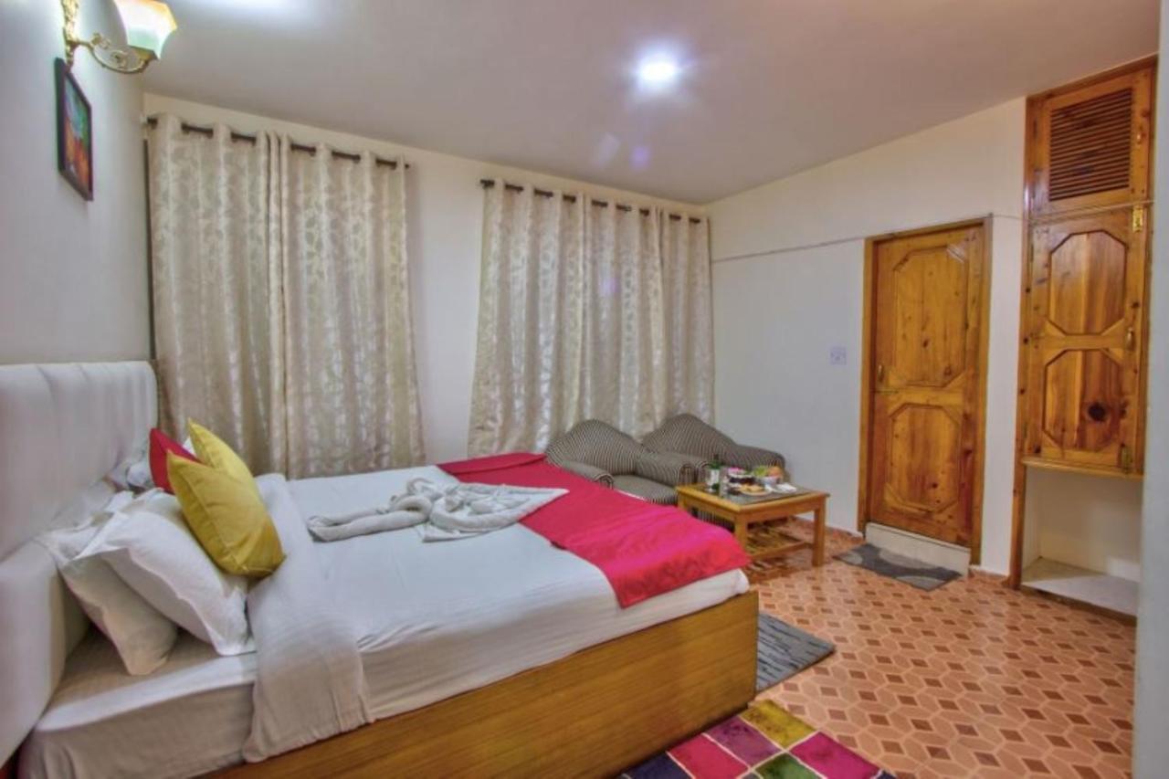 White Mountain Hotel Manali (Himachal Pradesh)