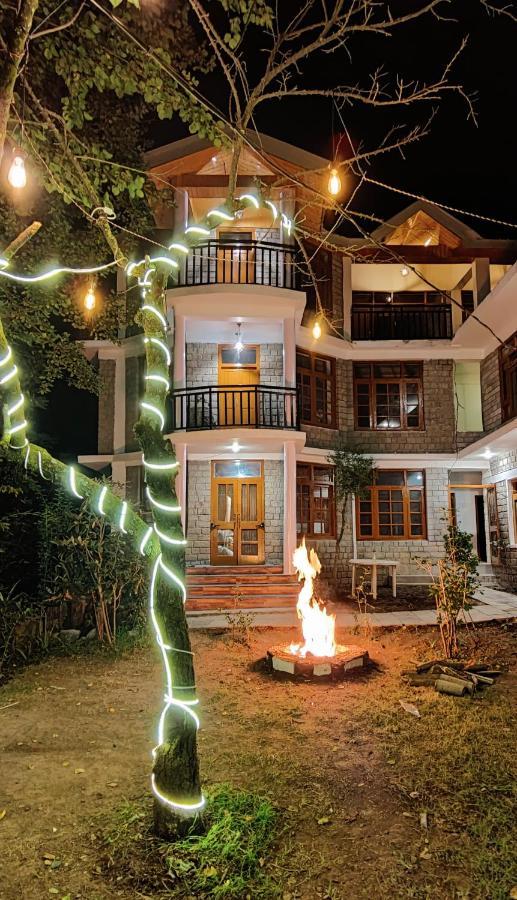 Roamate Hostel, Old Manali (Himachal Pradesh)