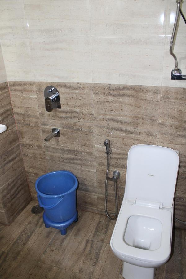 Hotel The Sliver Land # Mountain View # River View # Near Volvo Bus Stand # Family # Open Terrace