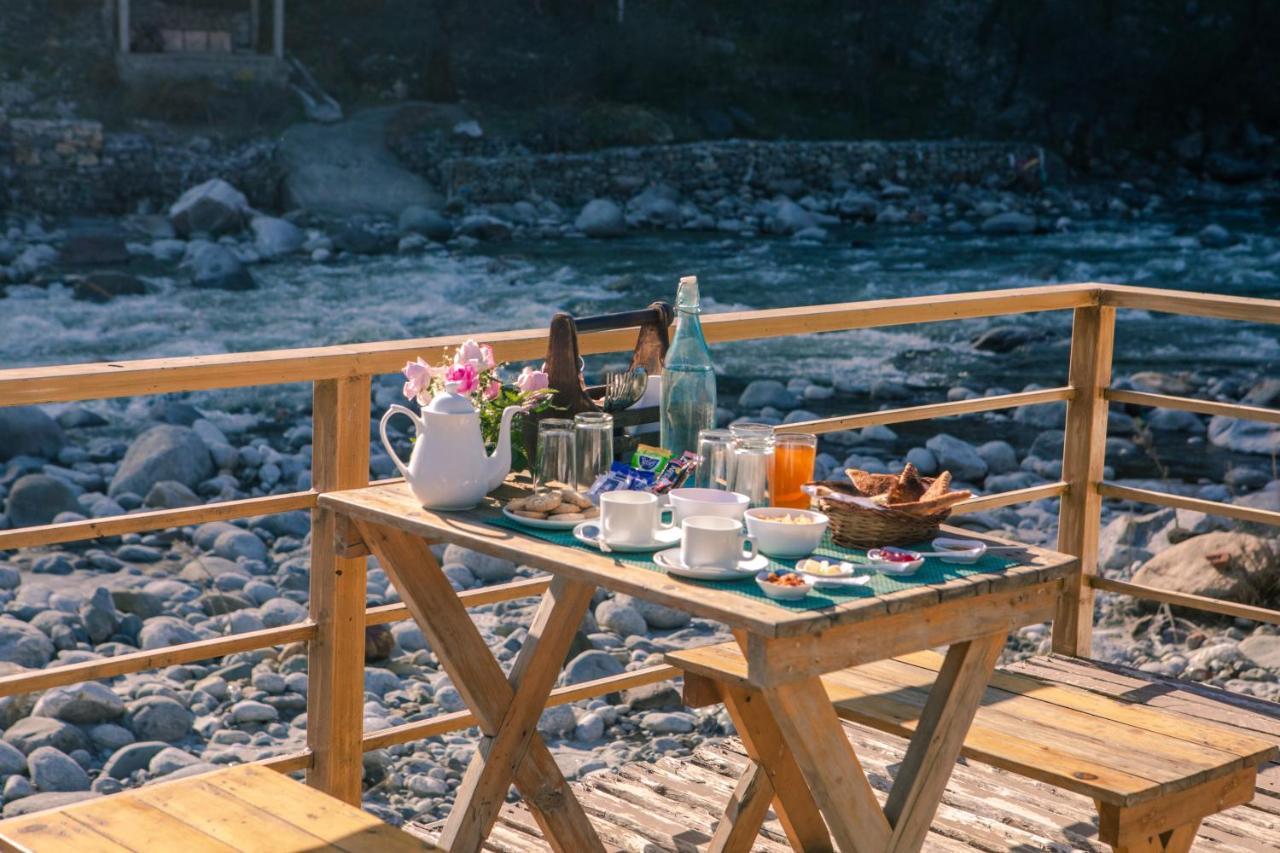 Winterfell The Stay, Unique River Front 4*