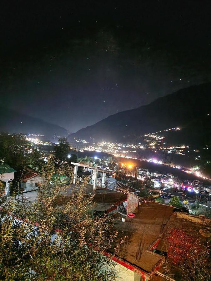 Safarnama Homestay - With Mountain And Sunset View * Manali (Himachal Pradesh)