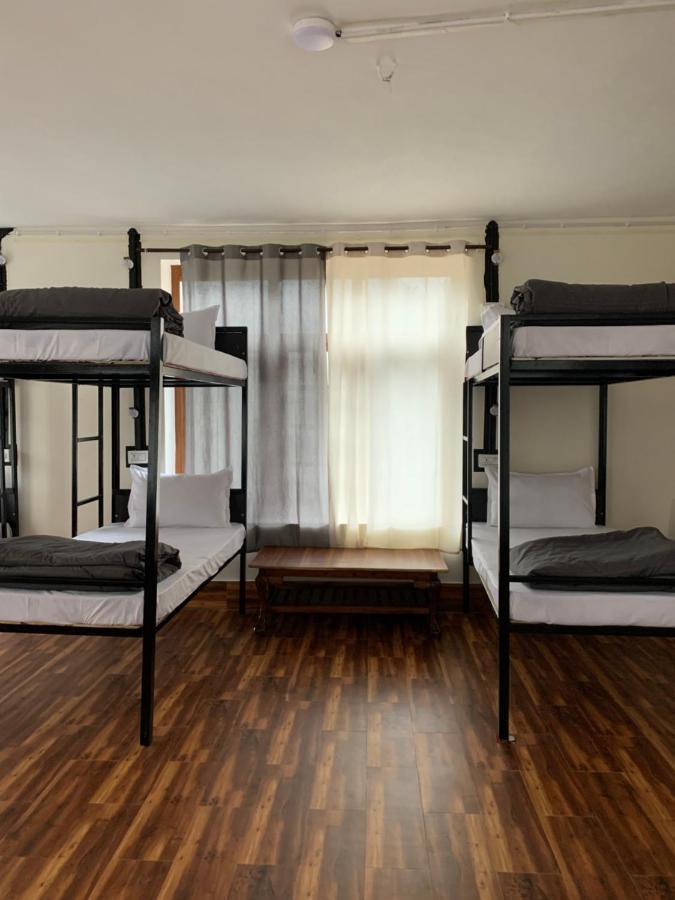 Roamate Hostel, Old