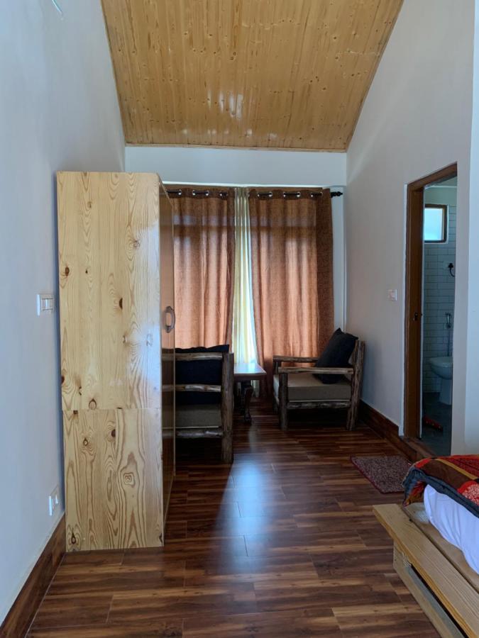 Roamate Hostel, Old * Manali (Himachal Pradesh)