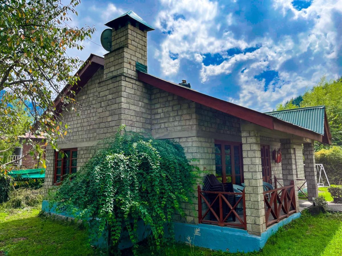 Leela Huts