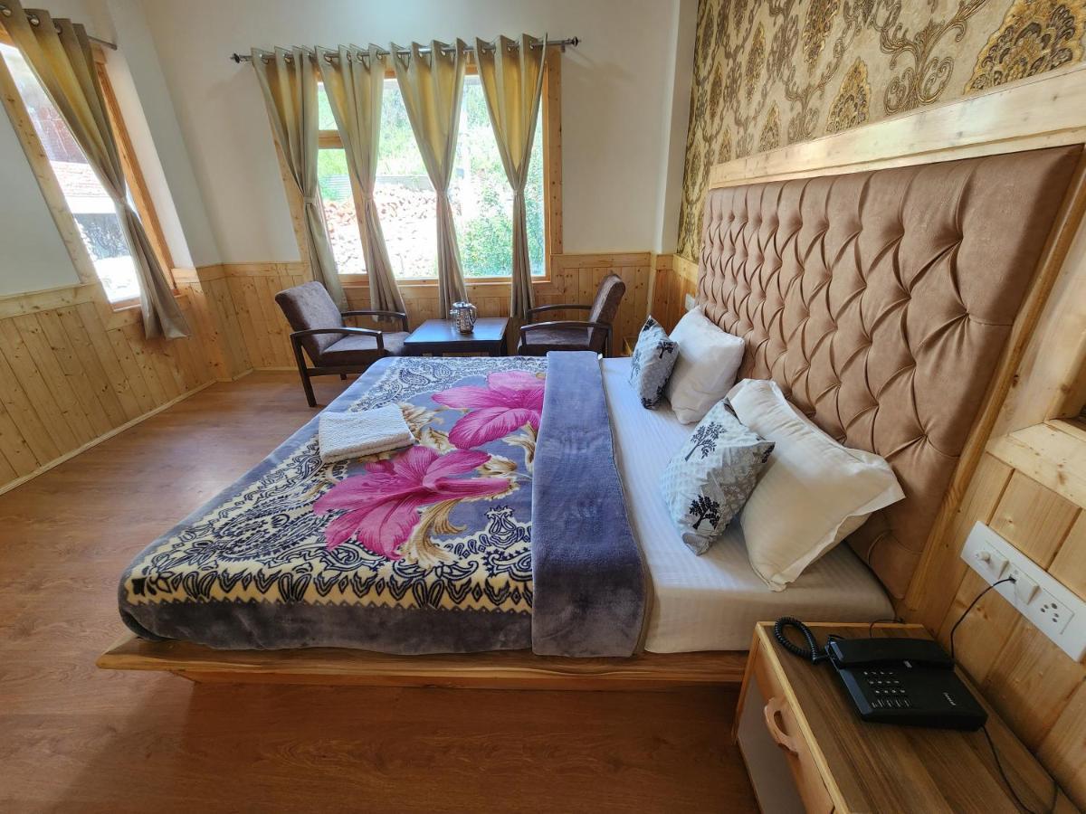Luxury Planet Hotel Manali (Himachal Pradesh)