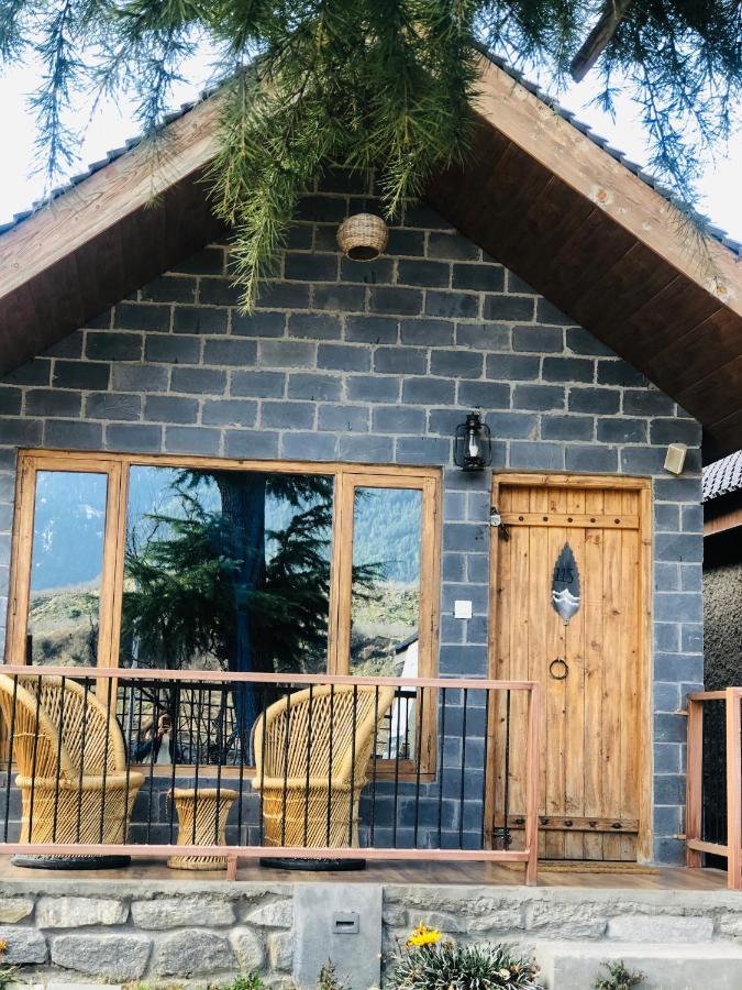 Resort Winterfell The Stay, Unique River Front Manali (Himachal Pradesh)